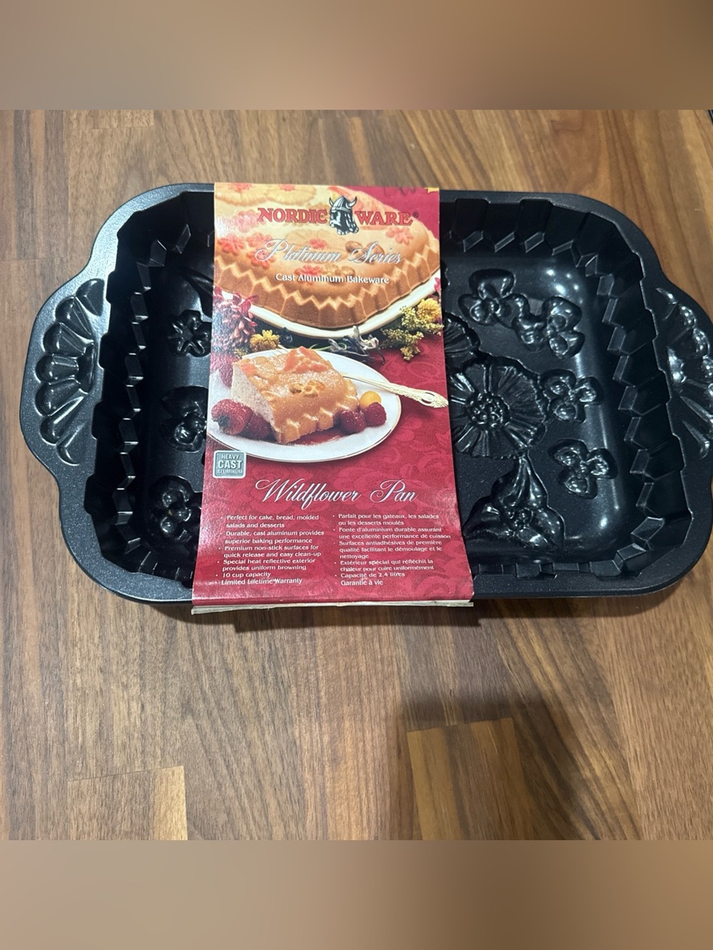 Nordic Ware Wildflower Cast Aluminum Bake Pan - Black - New